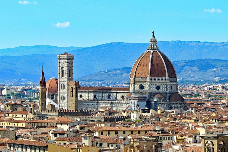 Florence | Scenic view of Florence cityscape | Evolve Tours