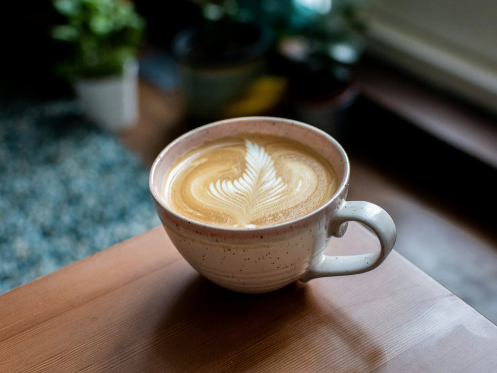Melbourne's Coffee Scene | Flat white in ceramic cup | Evolve Tours