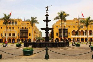 HistoricalCenter.CentralPlaza.Lima.Peru.Do's.Tourism.Tours.Evolve