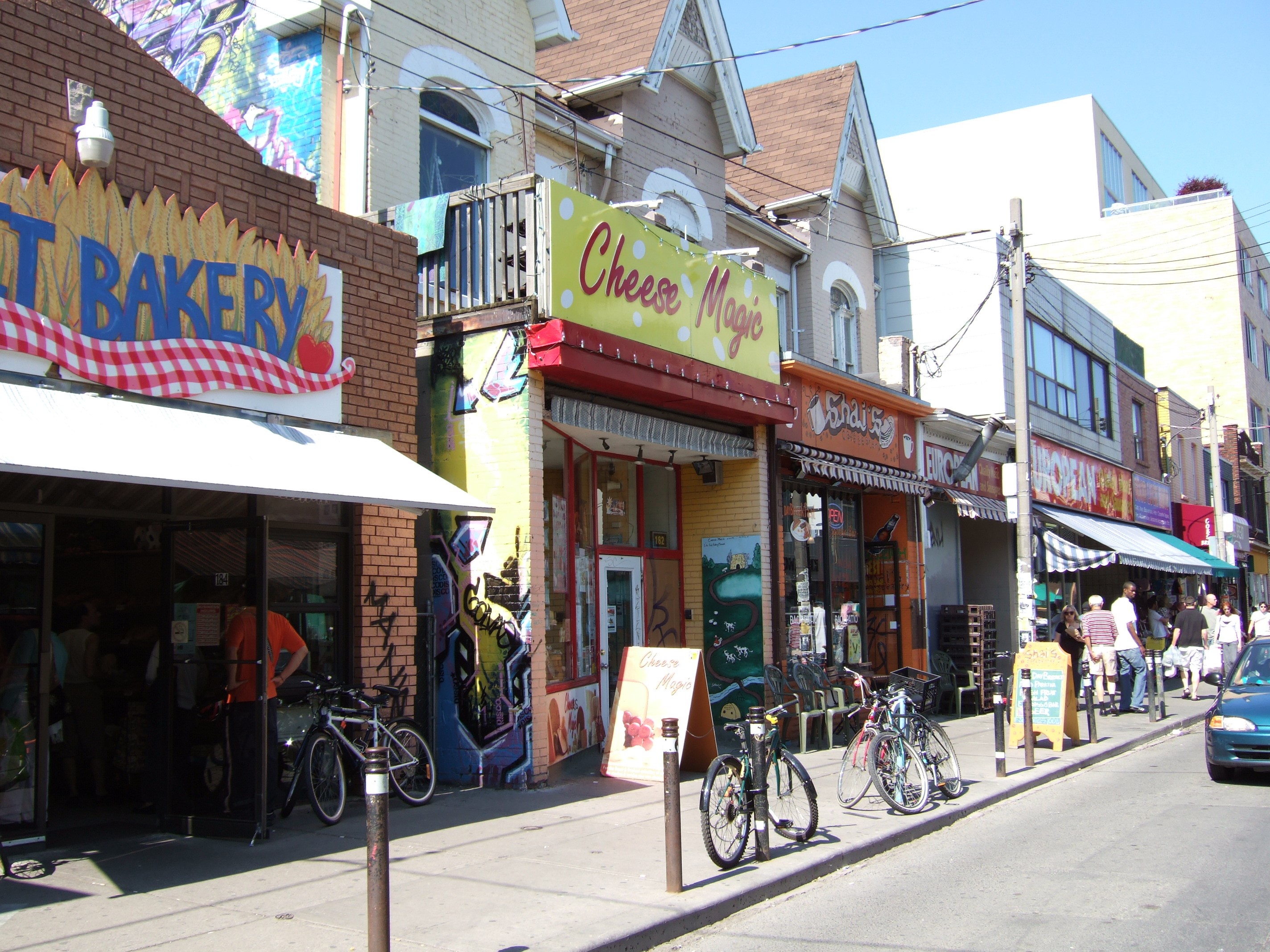 A local's guide to Kensington Market, Toronto - Evolve Tours