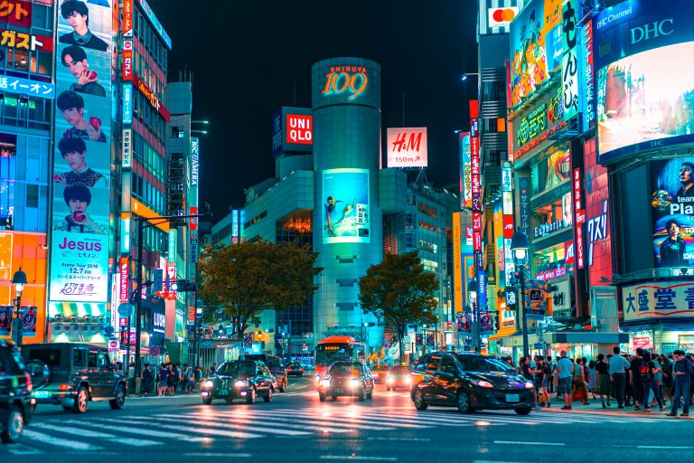 Japan School Trip | Shibuya street at night | Evolve Tours