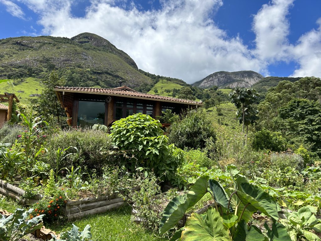 BRASIL | Students learning about permaculture and nature | Evolve Tours