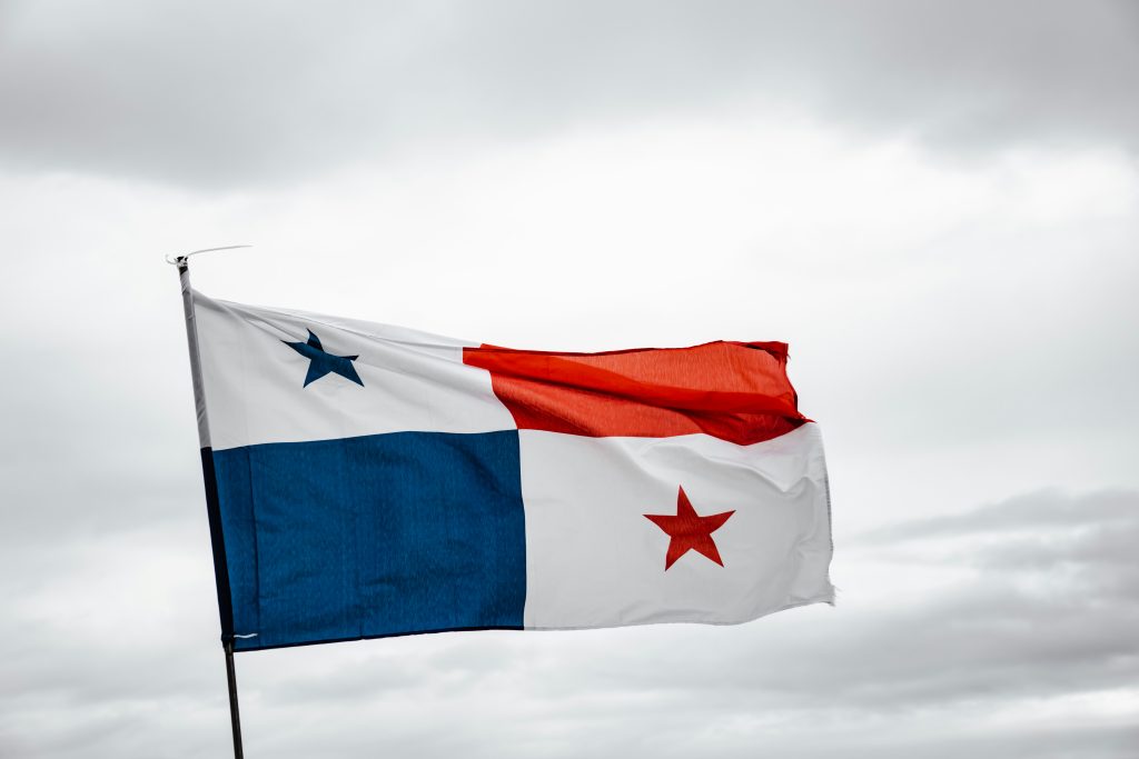 Panama Student Trip | Panama flag | Evolve Tours