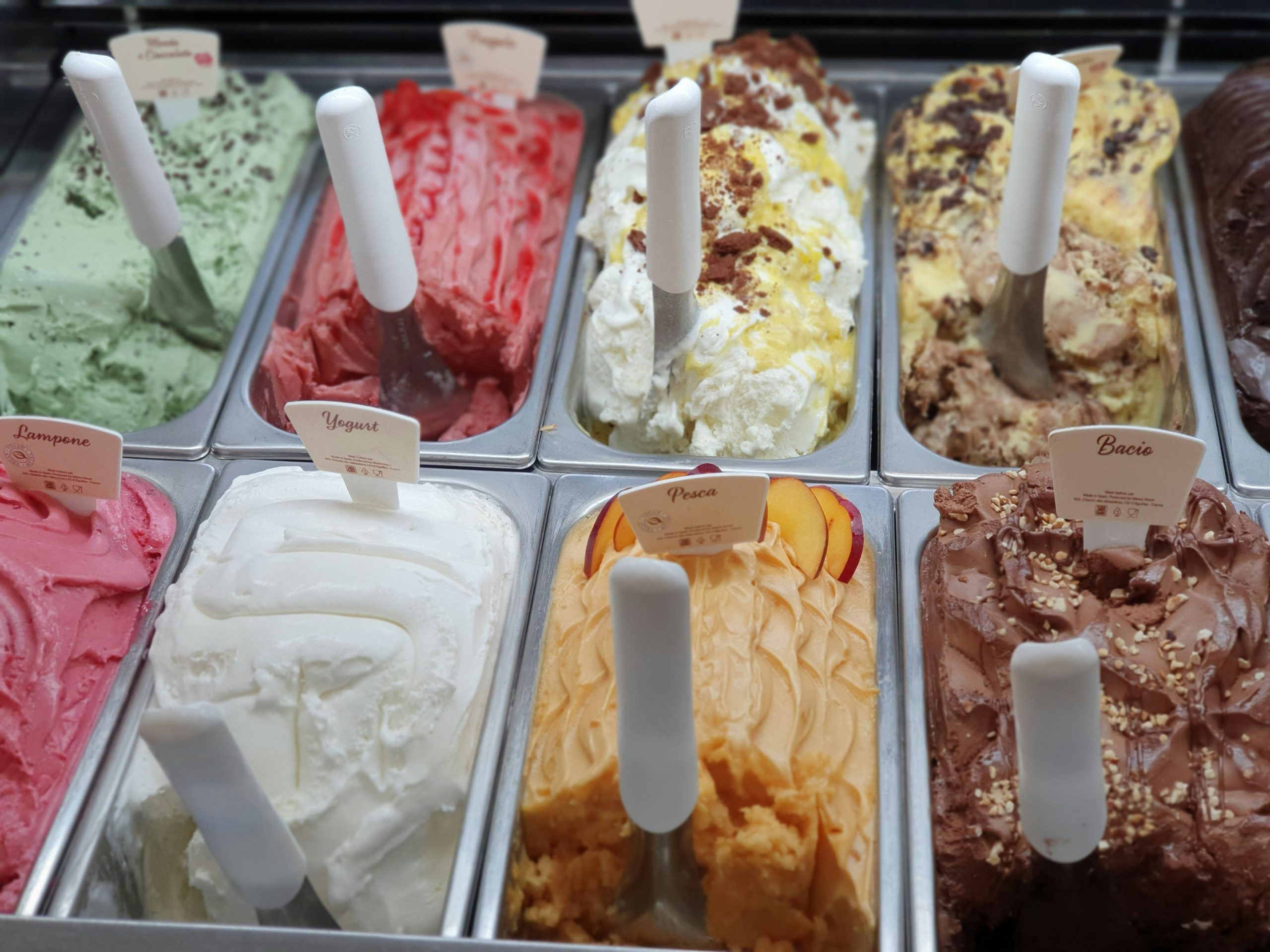 Gelato in Rome School Trip | Assorted gelato flavors | Evolve Tours